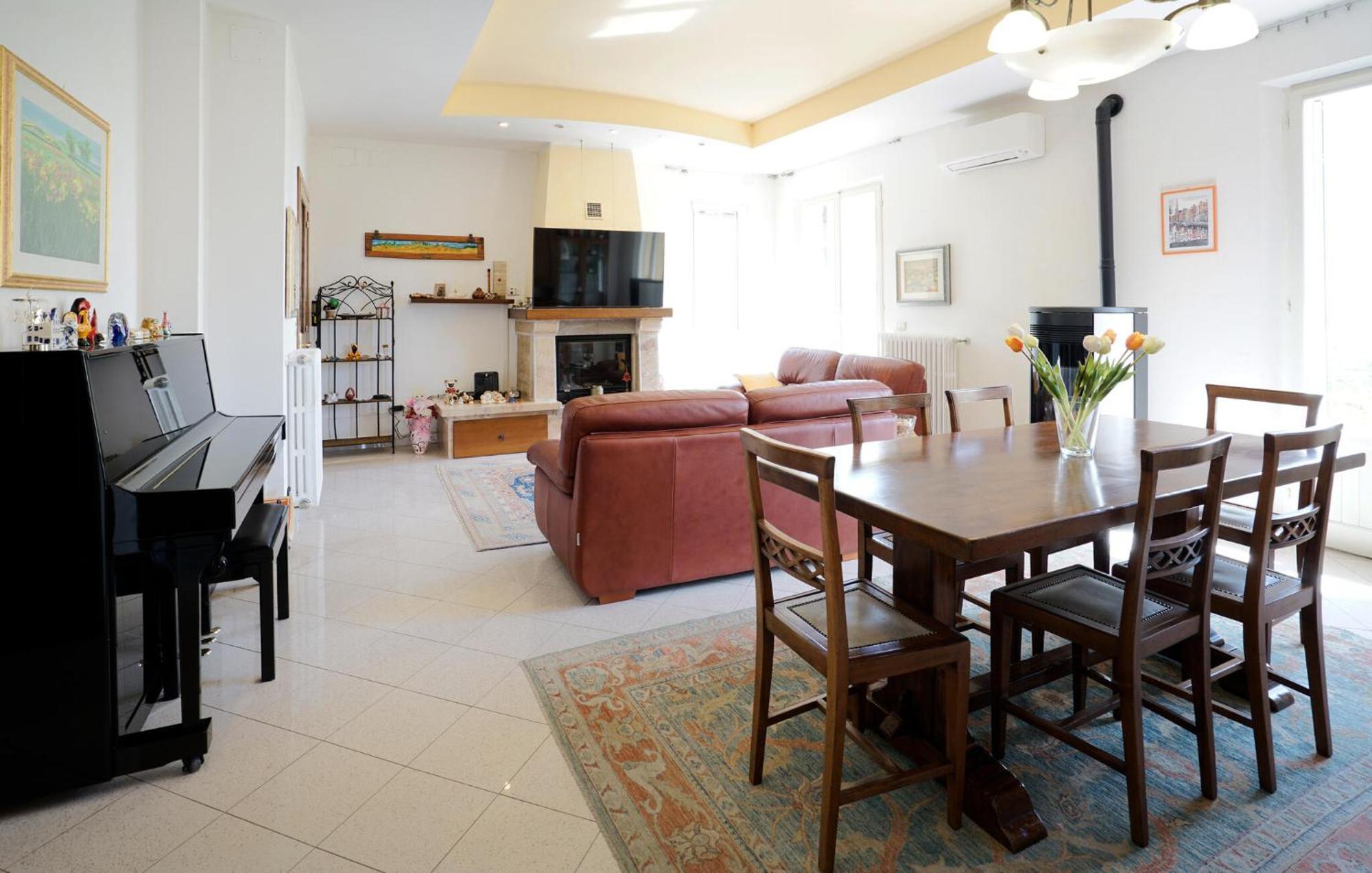 Stunning Home In Chianciano Terme With Wifi Εξωτερικό φωτογραφία