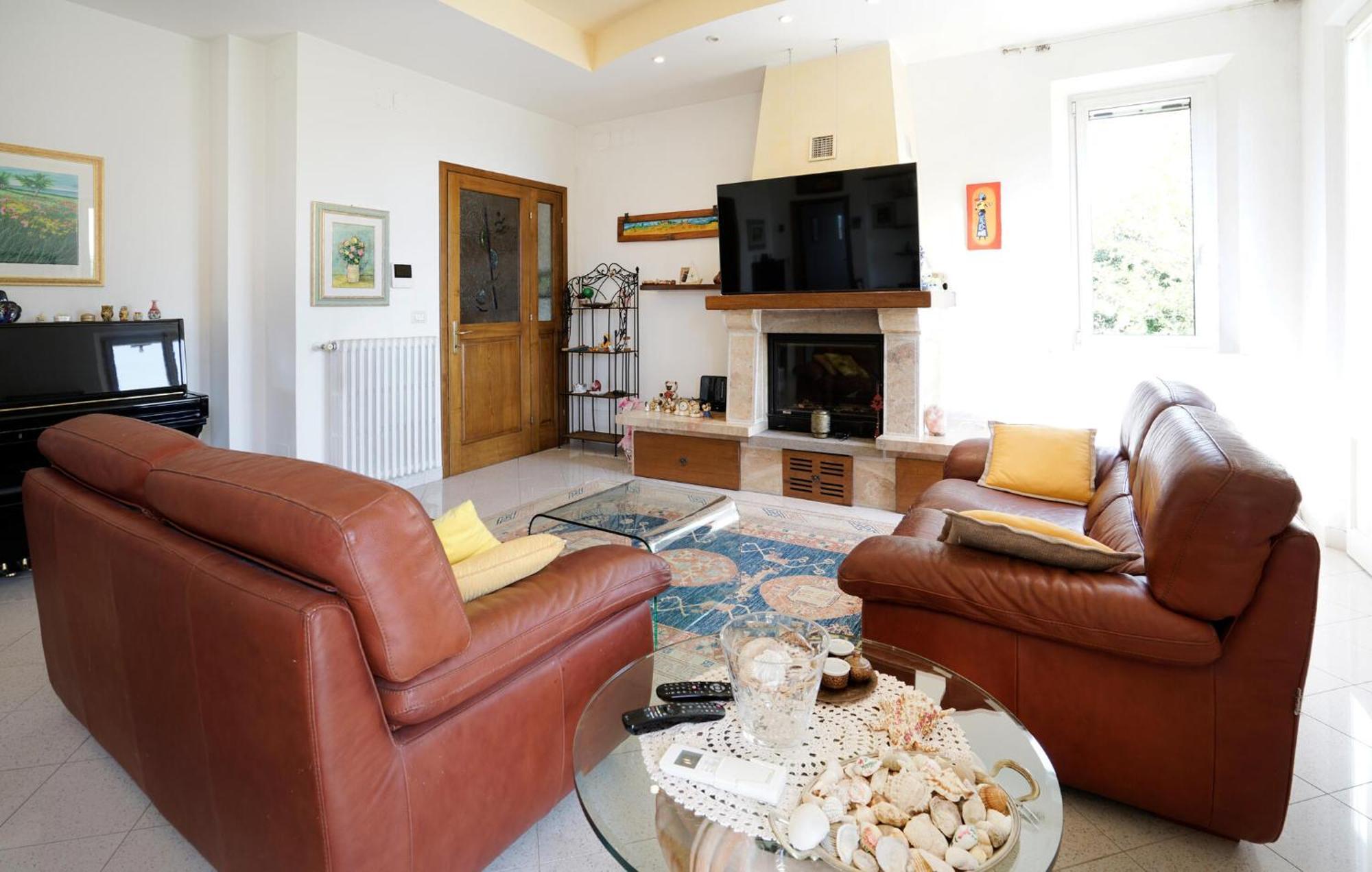 Stunning Home In Chianciano Terme With Wifi Εξωτερικό φωτογραφία